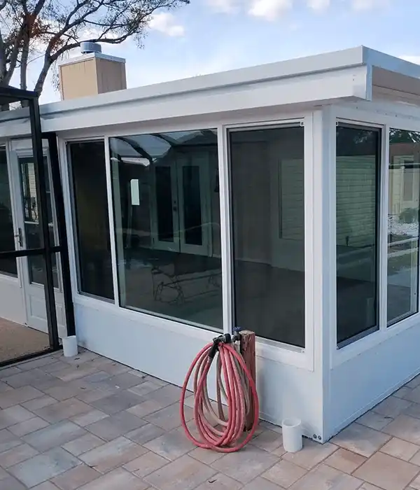 Sunroom builders & construction Tampa Bay